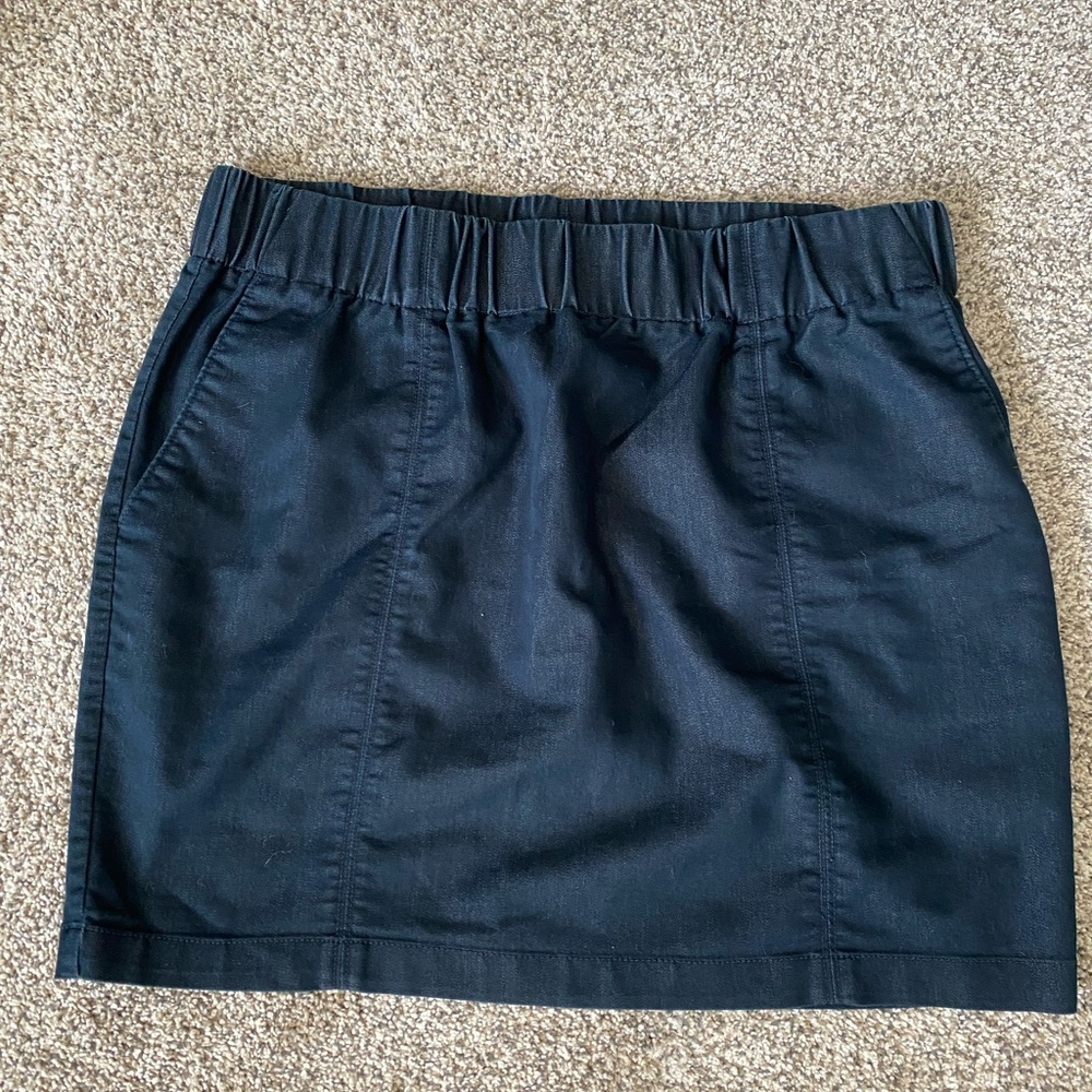 Mossimo large Denim skirt with pockets